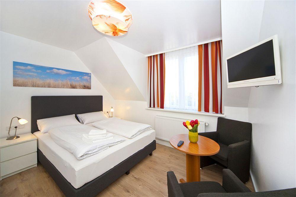 Hotel Meerzeit Шарбойц Экстерьер фото